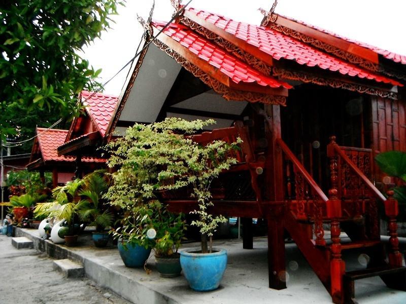 Suksomjai Hotel Районг Номер фото