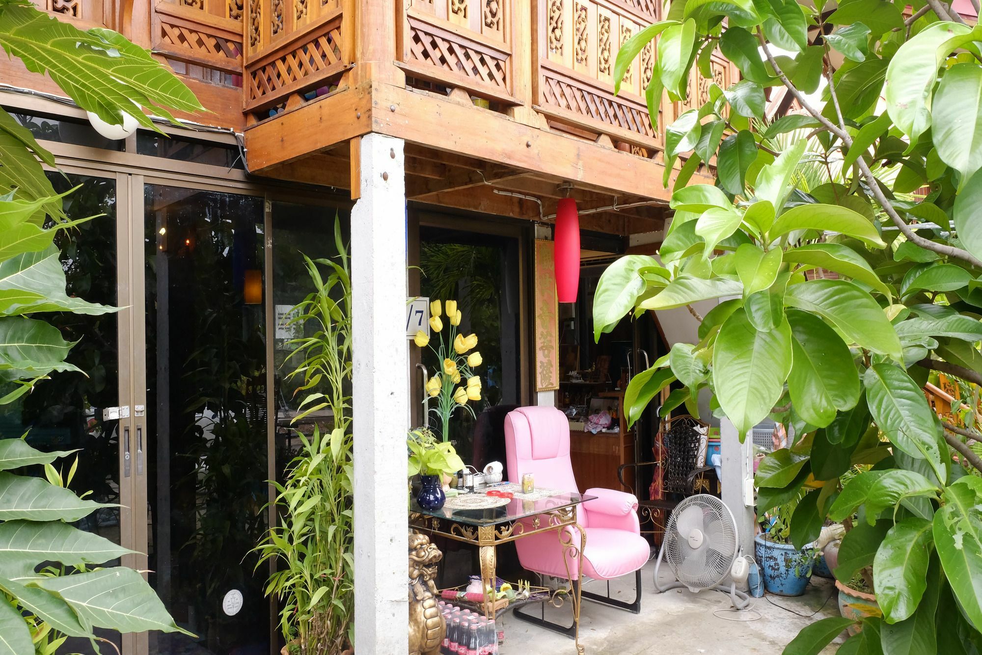 Suksomjai Hotel Районг Экстерьер фото